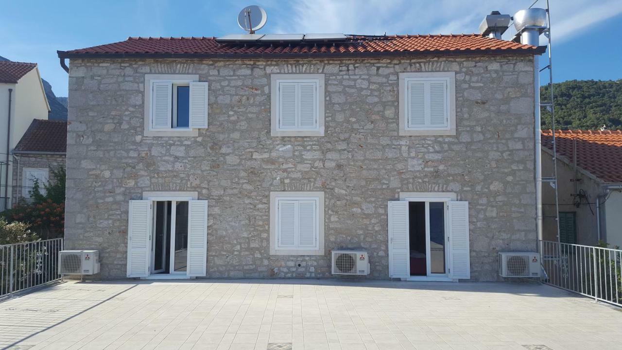 Riva Rooms Bol Exterior photo